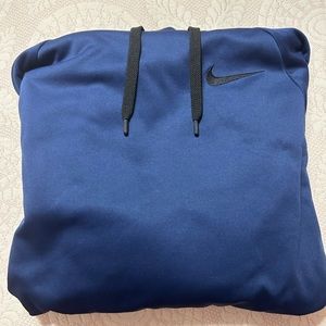 Nike Men’s Medium Dry-Fit Sweatshirt